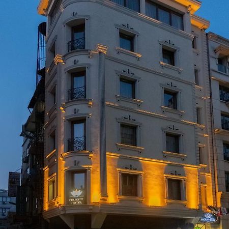 Tarihi Isparta Palas Istanbul Bagian luar foto